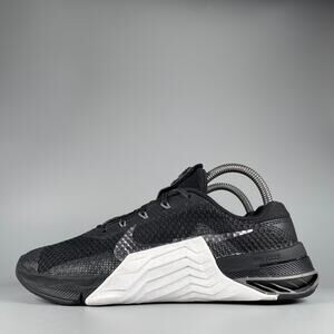 Nike Metcon 7 Women's Size 8 Black White Running Shoes Athletic Gym Sneakers GUC